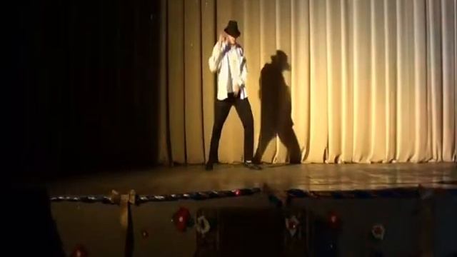 Smooth Criminal - пародия на Майкла Джексона. смотреть онлайн