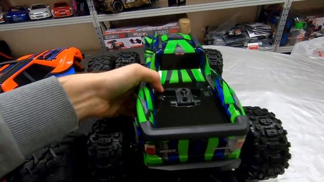 Traxxas Hoss 4x4 VXL - Новый Монстр смотреть онлайн