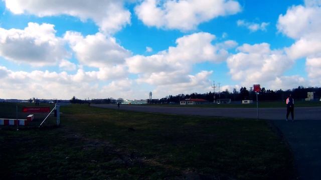 Tempelhof Field | The former Tempelhof airport is now one of the most charming public park of Berli смотреть онлайн