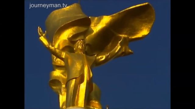 Turkmenbashi Rotating statue смотреть онлайн