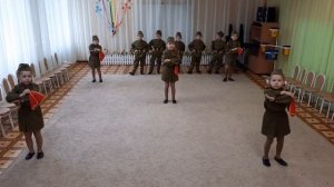 Музыкально   поэтическая композиция "Подарок деду" от средней группы №2 к 76 летию Дня Победы в ВОВ