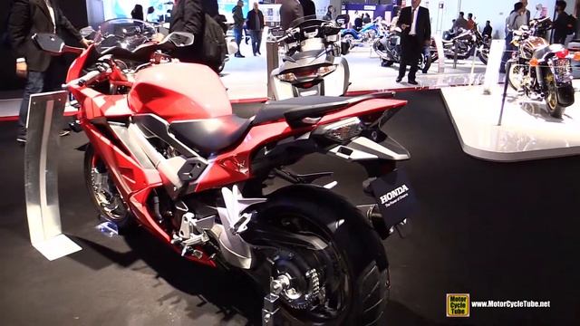 2015 Honda VFR 800F - Walkaround - 2014 EICMA Milan Motorcycle Exhibition смотреть онлайн