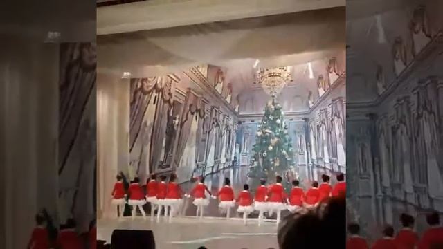 Племянница на выступлении смотреть онлайн