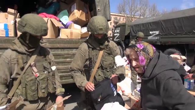 #СвоихНеБросаем Херсон гуманитарная помощь смотреть онлайн