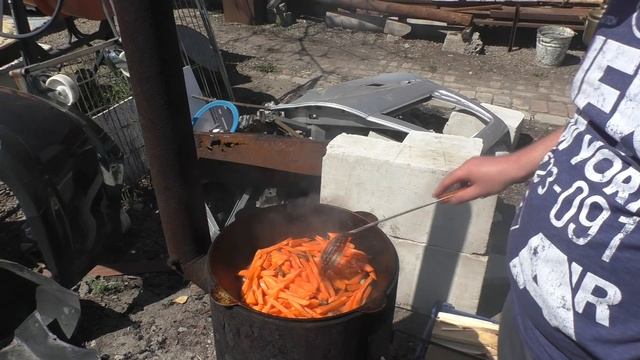 Как приготовить плов в казане!Казан-Мангал!!!! смотреть онлайн