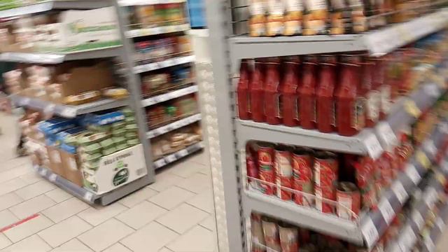 И я хочу на ручки,порода Басинжер смотреть онлайн