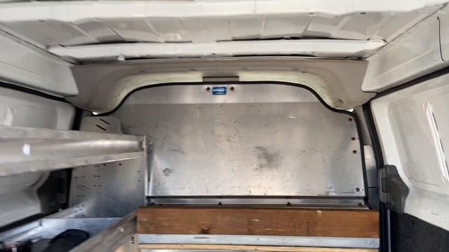 2014 Nissan NV200, I4 SV - Walk-Around Video смотреть онлайн