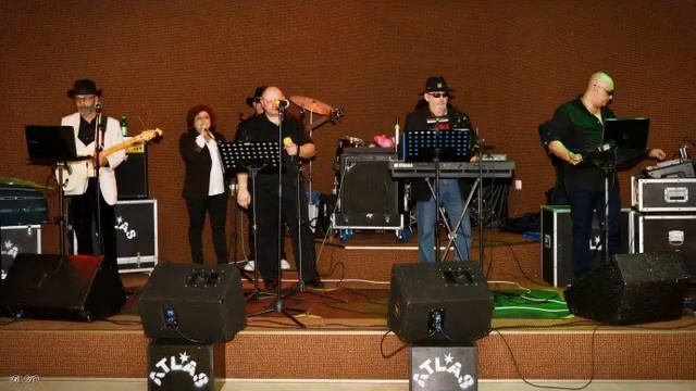 веселиться и гуляет весь народ смотреть онлайн