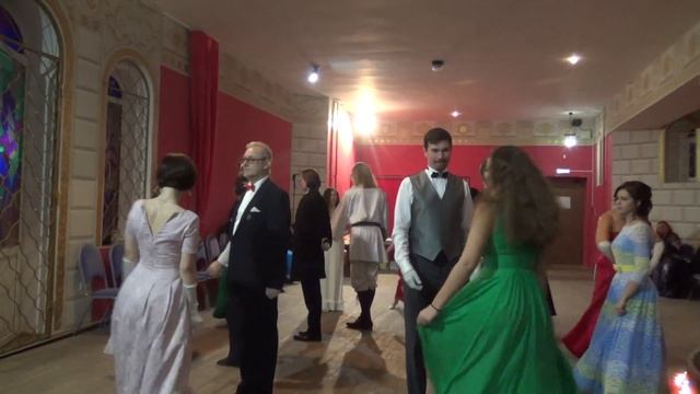 Рождественский салон Павла Исакова-Кундиуса: Конский бранль смотреть онлайн