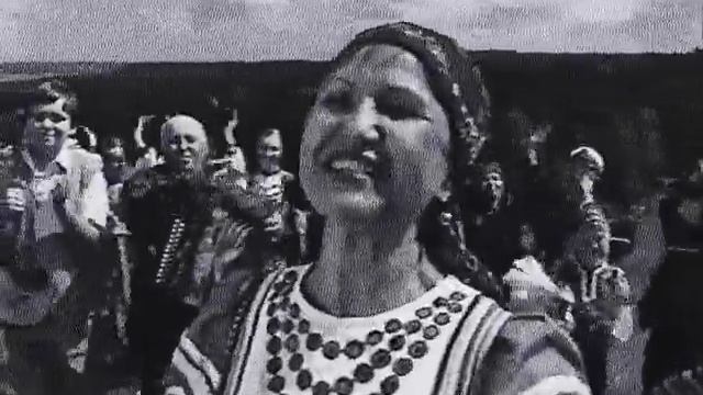 Играй гармонь 2002/ансамбль Россияне/Пермская область/посёлок Ляды смотреть онлайн