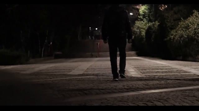 Этот пёс истошно залаял и отец понял, что в доме кто то затаился! смотреть онлайн