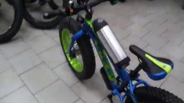 Детский Электро Фетбайк 250W смотреть онлайн
