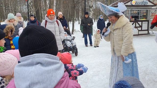 Наша прекрасная Снегурочка — Новый год 2023 в Парке Долгопрудного смотреть онлайн