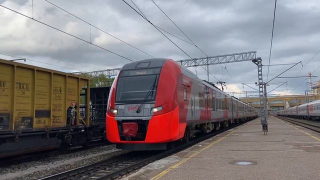 ЭС2Г-150 отправляется со станции «Уфа» С сообщением Иглино-Дёма смотреть онлайн
