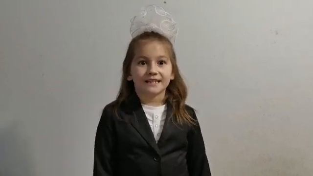 Лада Токий, 7 лет. Урок листопада смотреть онлайн