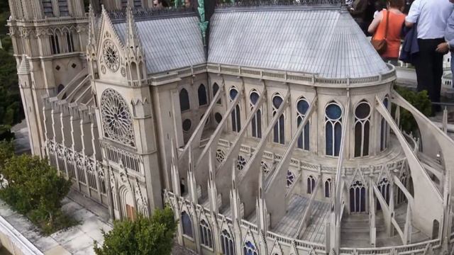 ► France Miniature n°86 - Notre-Dame de Paris (Paris) смотреть онлайн