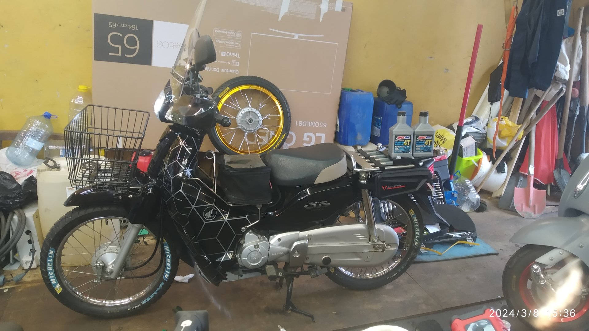 HONDA SUPER CUB AA04 сборка после зимы смотреть онлайн