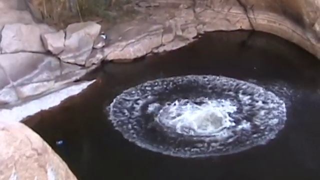 Biggest Cliff Jump on Youtube (100+ Feet) смотреть онлайн