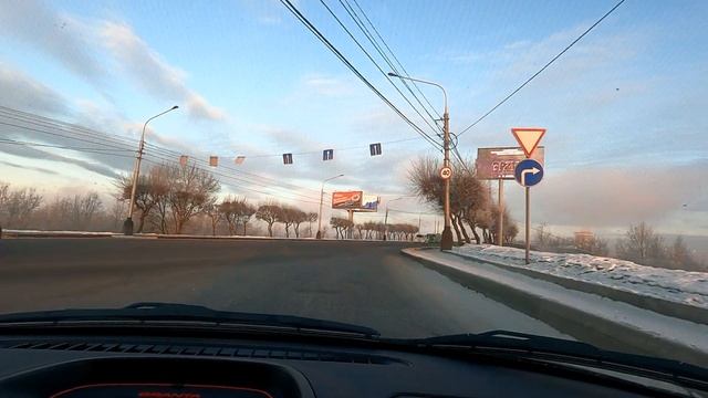 По Коммунальному мосту через о Отдыха г Красноярск январь 2022г смотреть онлайн