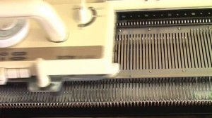 Уроки вязания на вязальной машине 02