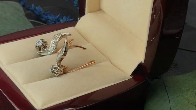Золотые серьги СССР с бриллиантами.Царицыно.Артикул: АБ000466-1 смотреть онлайн