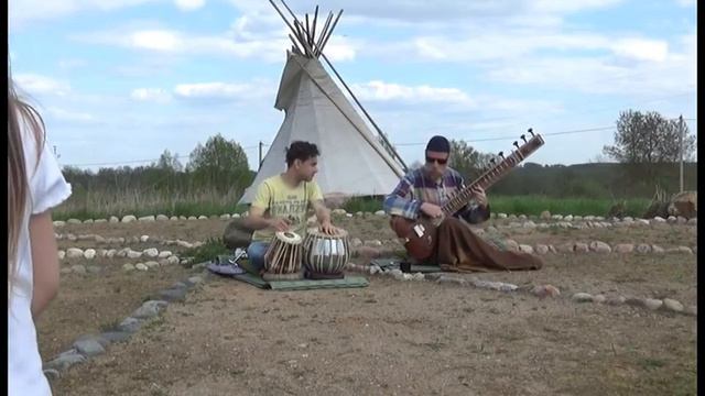 МУЗЫКА СИТАРА В ПРОСТРАНСТВЕ ЛАБИРИНТА. С.ГАСАНОВ-СИТАР Ю.ЛЕБЕДЕВ -ТАБЛА. смотреть онлайн