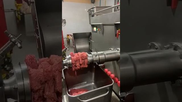 Волчок вместе с жиловщиком, мясорубка – в наличии смотреть онлайн