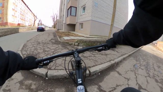 Прыжки через ступеньки в Нарве снято на GoPro max смотреть онлайн