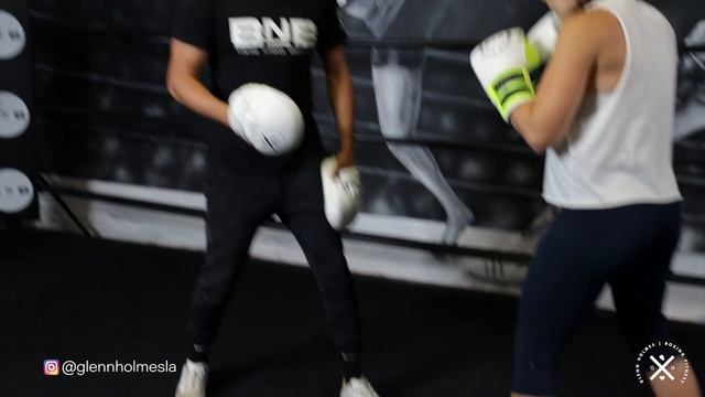 Top 3 BOXING Combinations with Footwork Drills смотреть онлайн