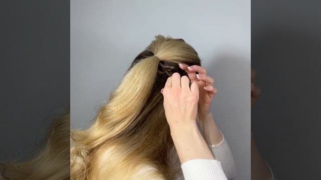 ТРЕНДОВАЯ ПРИЧЕСКА 2022 ЗА 5 МИНУТ / HAIR HACK / Perfect for Wedding, Bridal, long hair смотреть онлайн