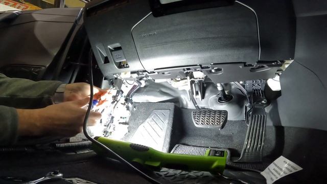 2023 Toyota Rav4 Hybrid XLE Switch Panel Removal смотреть онлайн