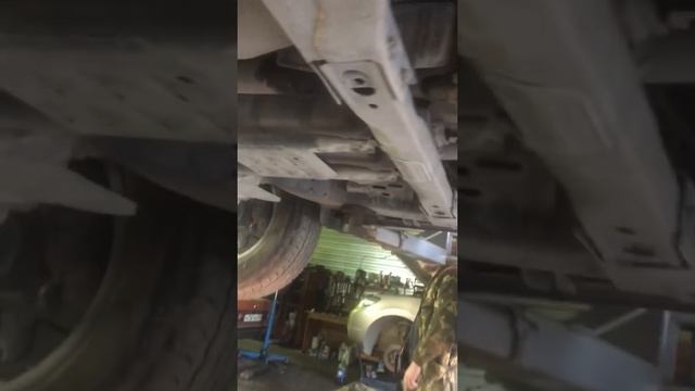 Забытый Land Cruiser 200 обзор рамы