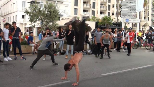 Festival international à Cannes boulevard de la Croisette le 23 mai 2015 смотреть онлайн