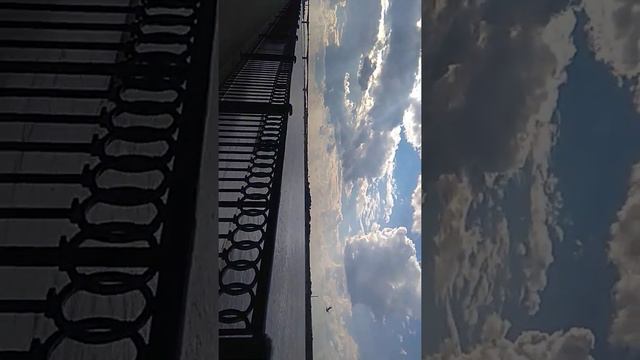 НАША ВНОВЬ ПРЕАБРАЖЕН НАЯ НАБЕРЕЖНАЯ И КРАСОТА РЕКИ КАМЫ порадовалась за наш город. смотреть онлайн