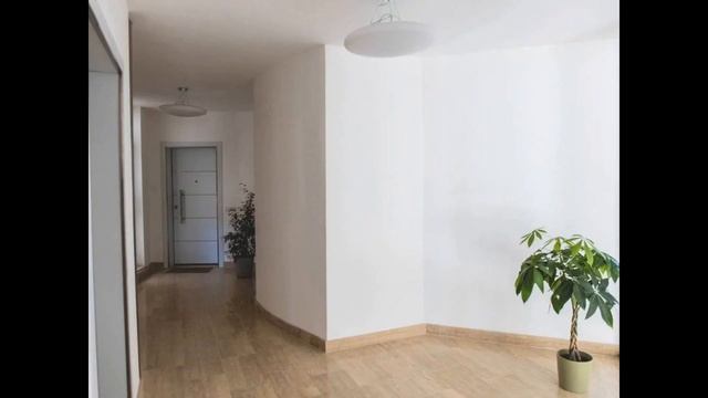 Продается квартира в новостройке в Риме, Италия смотреть онлайн