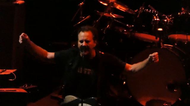 Pearl Jam - Sad - St. Louis (September 18, 2022)