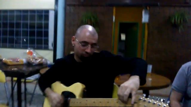 Little Wing Mano invertida / Inverted Hand y Roland Microcube смотреть онлайн