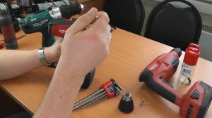 Замена патрона в шуруповерте. На примере шуруповерта HILTI SFC 22-A и Makita 6339D.