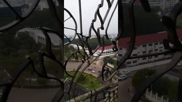 Триумфальная арка Патусай смотреть онлайн