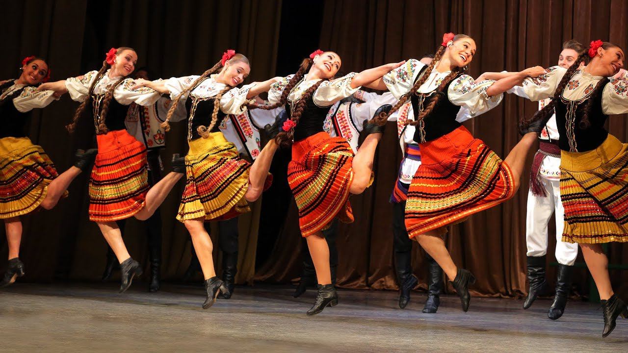 Балет Игоря Моисеева выступил в Губкине и Старом Осколе. смотреть онлайн