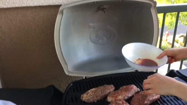 22. Жарим Мясо на Балконе