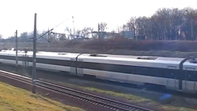 Скоростной поезд Hyundai