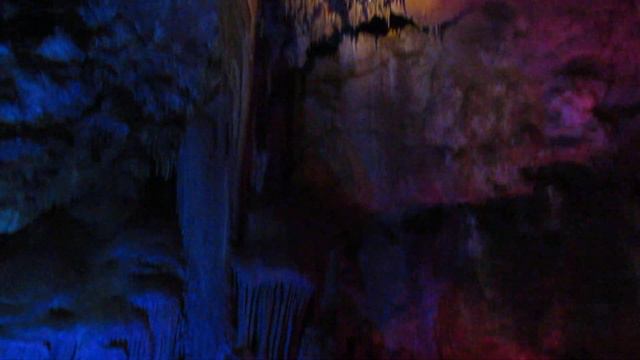 Пещера Венец/Veneca cave, Bulgaria смотреть онлайн