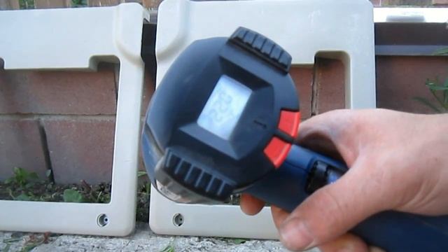 Убрать царапины на пластике авто . Ниссан Эльгранд смотреть онлайн