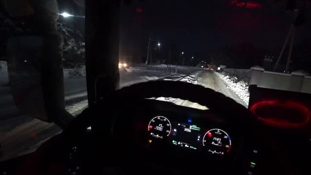 Попал в снежный плен⚡️Лопатим снег⚡️Цементовоз прямо в кувет без тормозов? смотреть онлайн