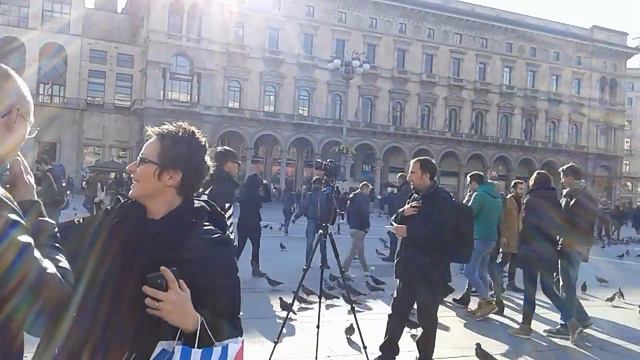 МИЛАН. СОБОРНАЯ ПЛОЩАДЬ смотреть онлайн