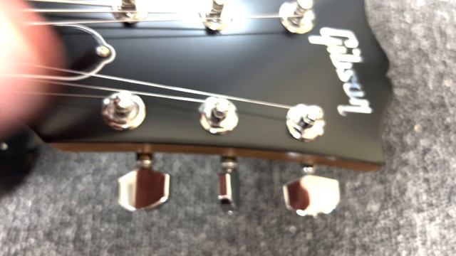 Gibson Kirk Hammett "Greeny" Les Paul Standard Up Close - Beautiful Top! смотреть онлайн