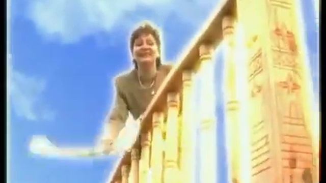 Хания Фархи – Элдермешкэ кайтам эле (Enaecash Drum'n'bass Remix) смотреть онлайн