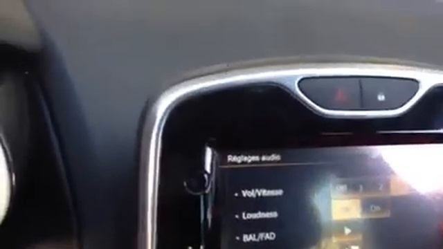 Medianav Evolution Activation et Installation Camera de Recul (Renault/Dacia) Menavrus Algerie смотреть онлайн