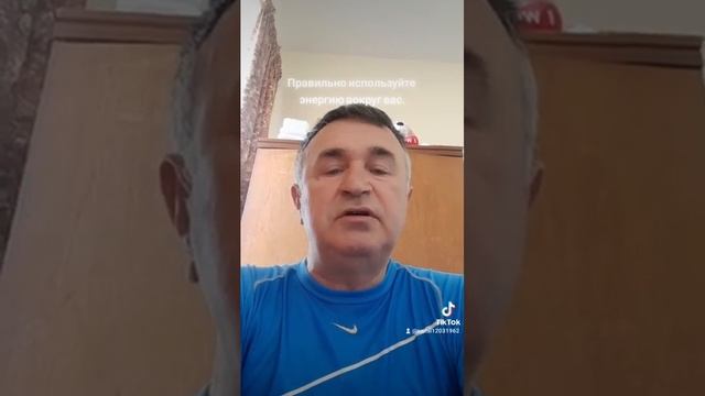 Левая сторона тела - женская, принимающая, правая - мужская, отдаются. смотреть онлайн